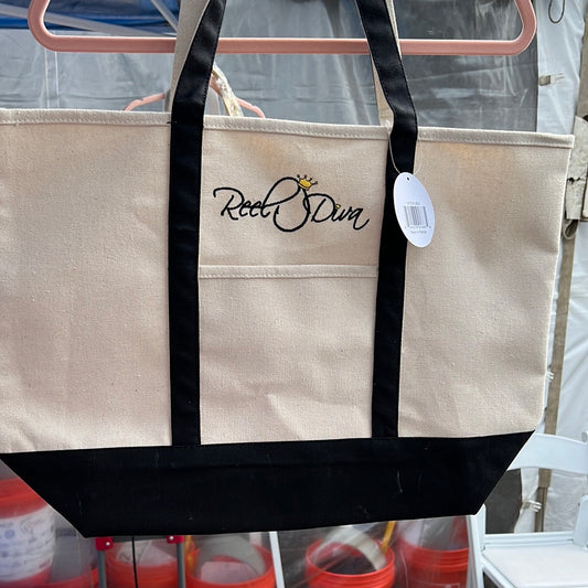 Everyday tote embroidered